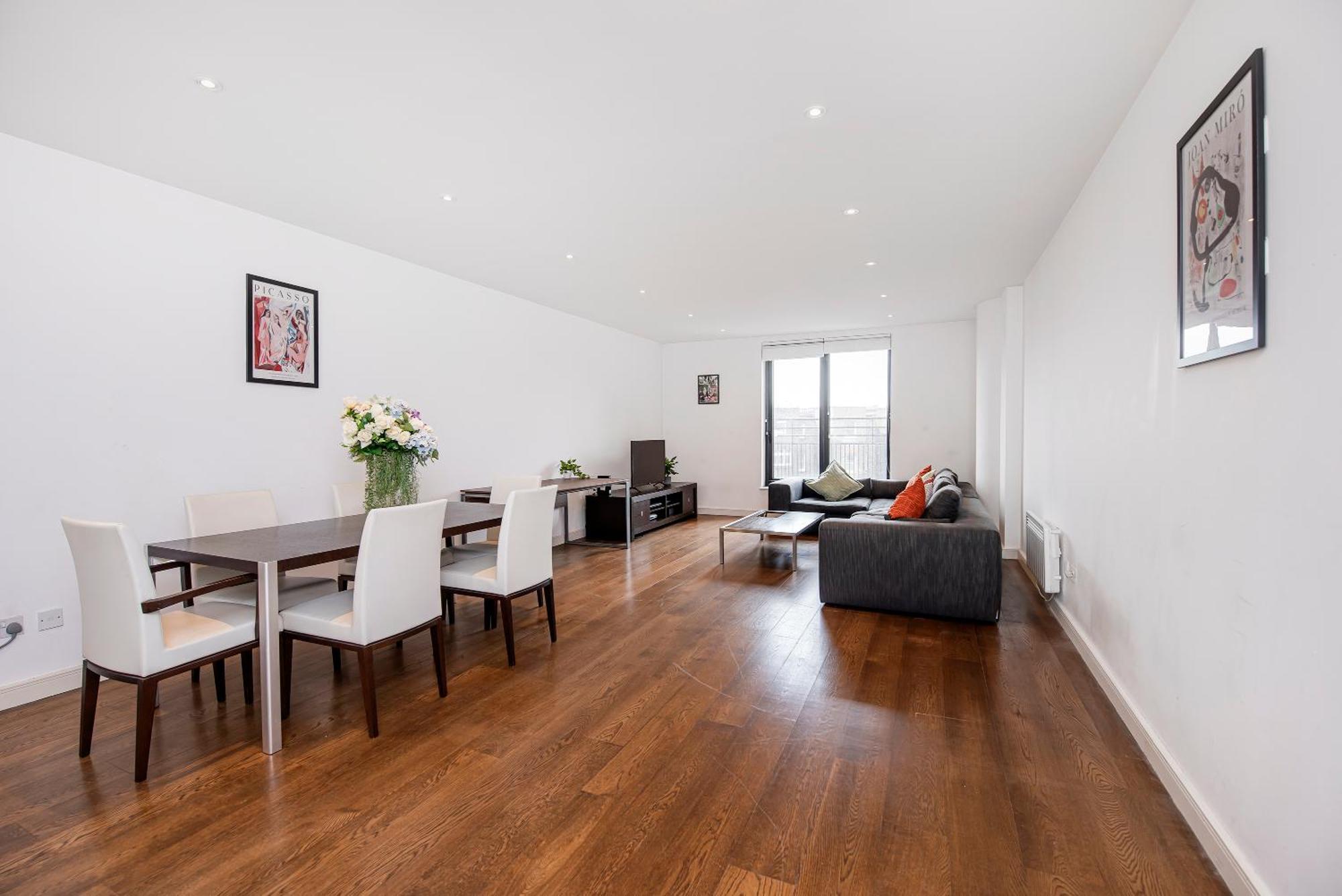 Central 2 Bed Maissonette 런던 외부 사진