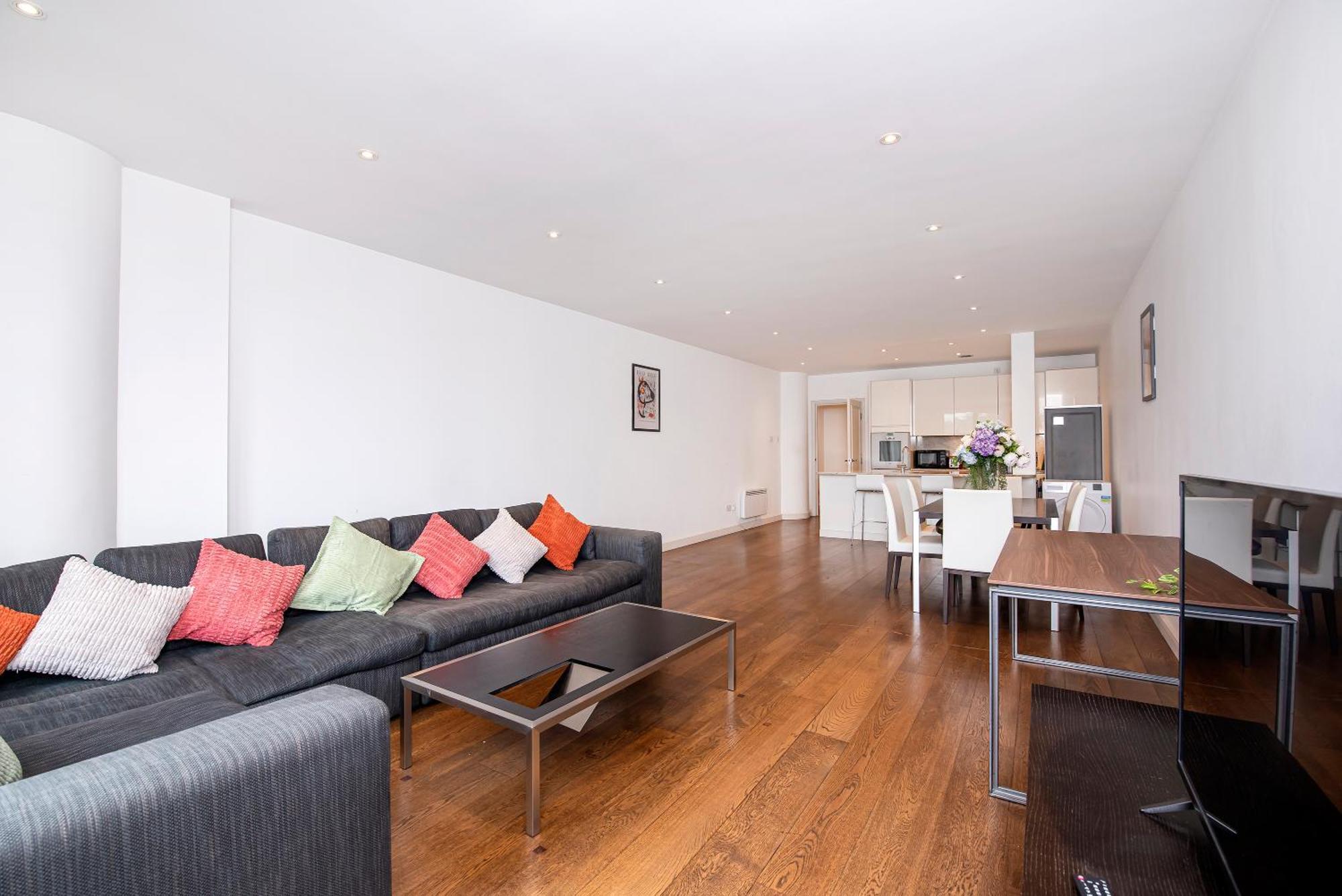 Central 2 Bed Maissonette 런던 외부 사진